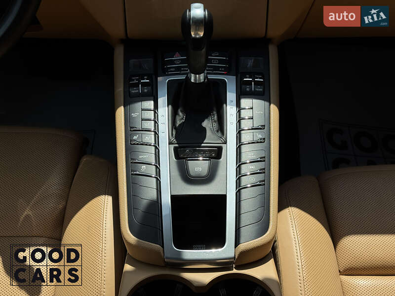 Внедорожник / Кроссовер Porsche Macan 2017 в Одессе