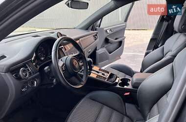 Внедорожник / Кроссовер Porsche Macan 2022 в 
