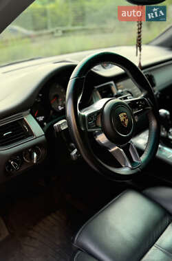 Внедорожник / Кроссовер Porsche Macan 2015 в 