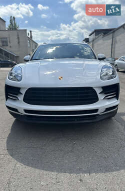Внедорожник / Кроссовер Porsche Macan 2019 в 