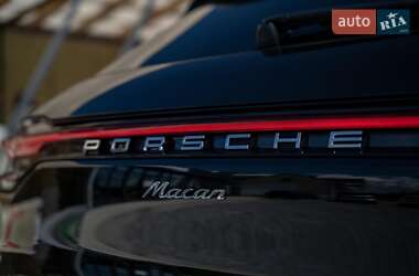 Внедорожник / Кроссовер Porsche Macan 2021 в 