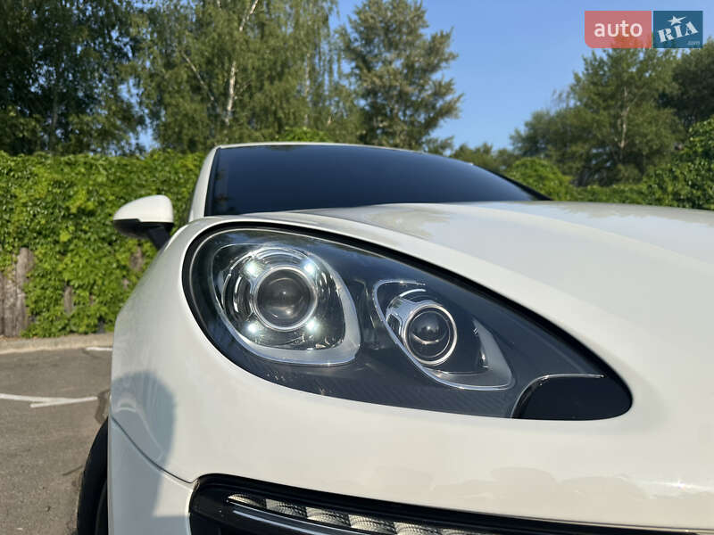 Внедорожник / Кроссовер Porsche Macan 2015 в Днепре