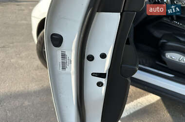 Внедорожник / Кроссовер Porsche Macan 2014 в 