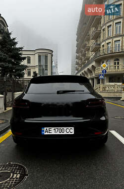 Внедорожник / Кроссовер Porsche Macan 2017 в 