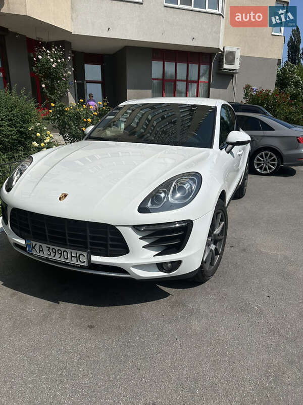 Внедорожник / Кроссовер Porsche Macan 2014 в Киеве