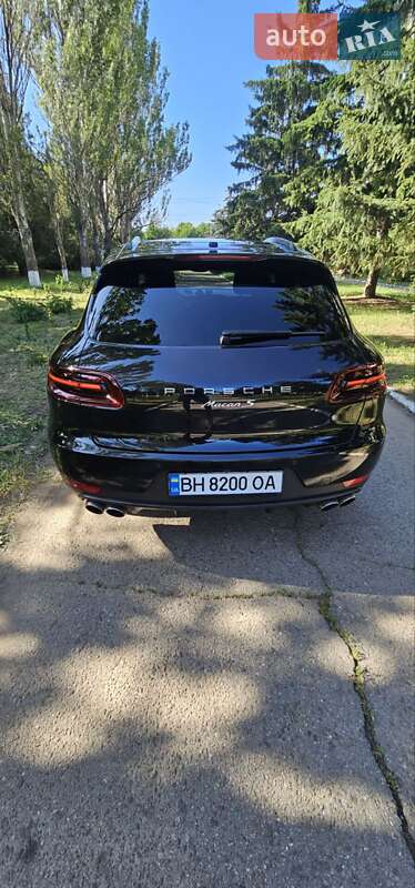 Внедорожник / Кроссовер Porsche Macan 2014 в Одессе