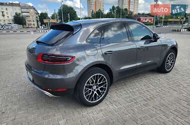 Внедорожник / Кроссовер Porsche Macan 2018 в 
