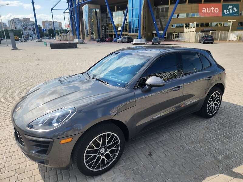 Внедорожник / Кроссовер Porsche Macan 2018 в Киеве
