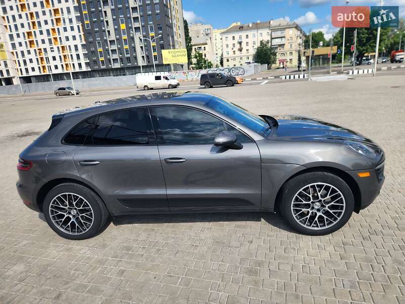 Внедорожник / Кроссовер Porsche Macan 2018 в Киеве