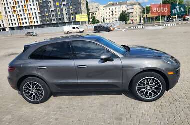 Внедорожник / Кроссовер Porsche Macan 2018 в 