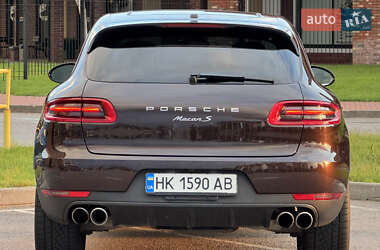 Внедорожник / Кроссовер Porsche Macan 2018 в 