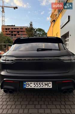 Внедорожник / Кроссовер Porsche Macan 2024 в 