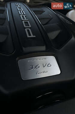 Внедорожник / Кроссовер Porsche Macan 2015 в 
