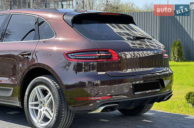 Внедорожник / Кроссовер Porsche Macan 2016 в 