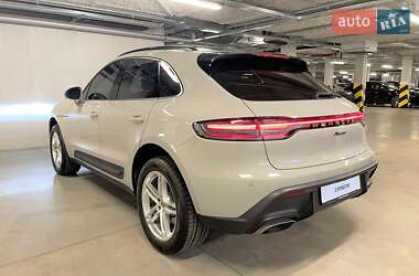 Внедорожник / Кроссовер Porsche Macan 2024 в 