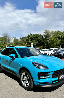 Внедорожник / Кроссовер Porsche Macan 2018 в 