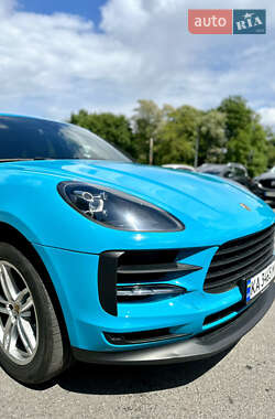 Внедорожник / Кроссовер Porsche Macan 2018 в 