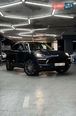 Porsche Macan 2016