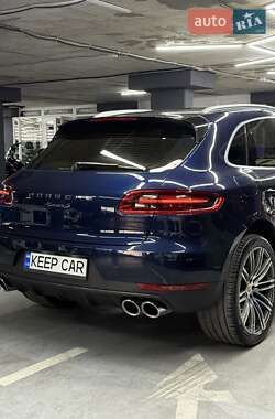Внедорожник / Кроссовер Porsche Macan 2016 в 