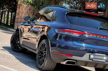 Внедорожник / Кроссовер Porsche Macan 2021 в 