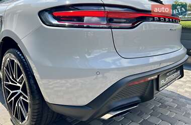 Внедорожник / Кроссовер Porsche Macan 2022 в 