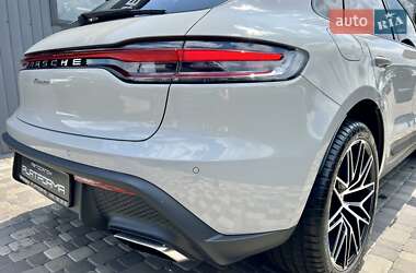 Внедорожник / Кроссовер Porsche Macan 2022 в 
