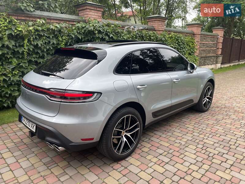 Позашляховик / Кросовер Porsche Macan 2023 в Києві