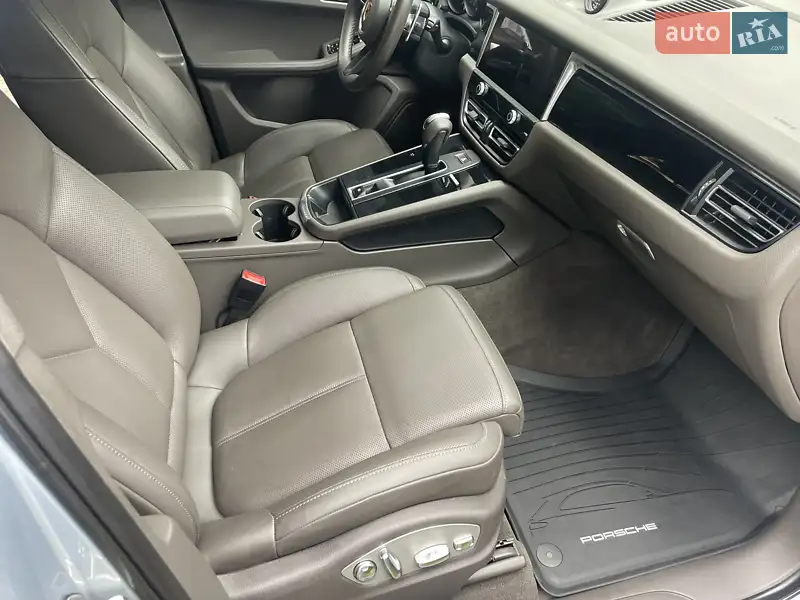 Porsche Macan 2023 VIN WP1AA2A55PLB15966 фото оголошення 19 з 84