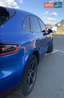 Внедорожник / Кроссовер Porsche Macan 2017 в 
