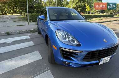 Porsche Macan 2016