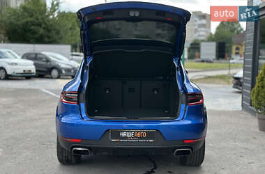Внедорожник / Кроссовер Porsche Macan 2017 в 