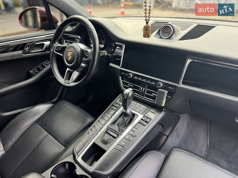 Внедорожник / Кроссовер Porsche Macan 2019 в Ровно фото 11 Внедорожник / Кроссовер Porsche Macan 2019 в Ровно