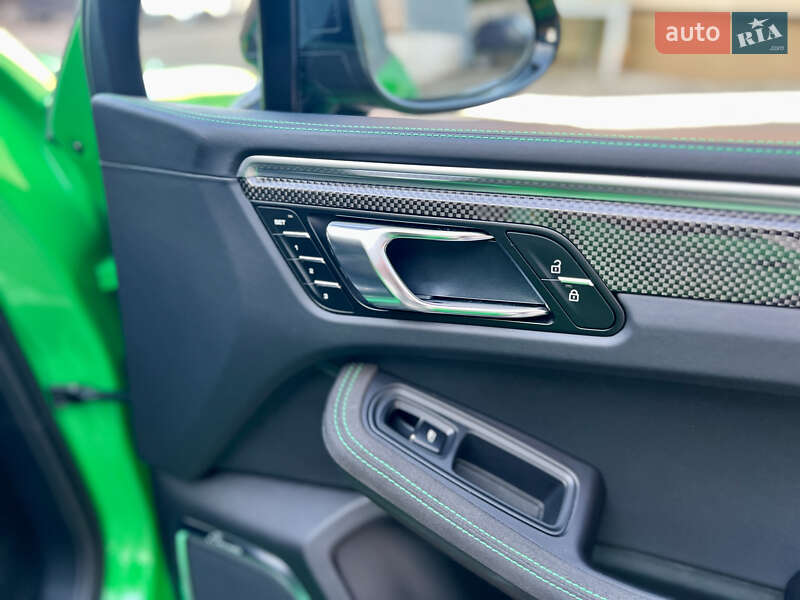 Внедорожник / Кроссовер Porsche Macan 2021 в Киеве фото 22 Внедорожник / Кроссовер Porsche Macan 2021 в Киеве