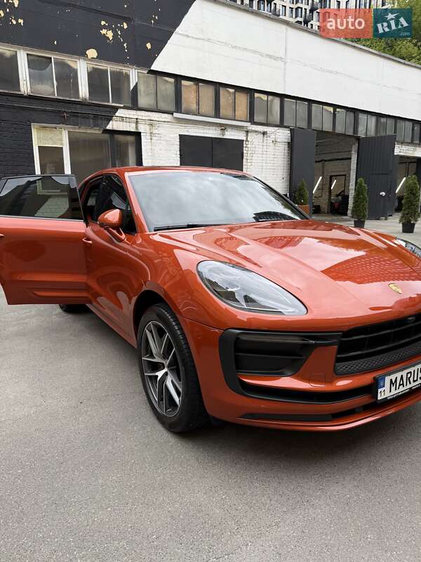Porsche Macan 2022
