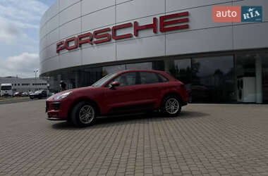 Внедорожник / Кроссовер Porsche Macan 2017 в 