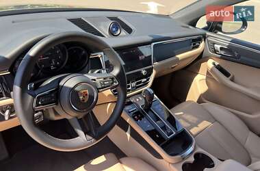 Внедорожник / Кроссовер Porsche Macan 2024 в 
