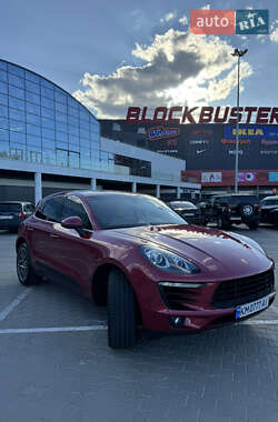 Внедорожник / Кроссовер Porsche Macan 2015 в 