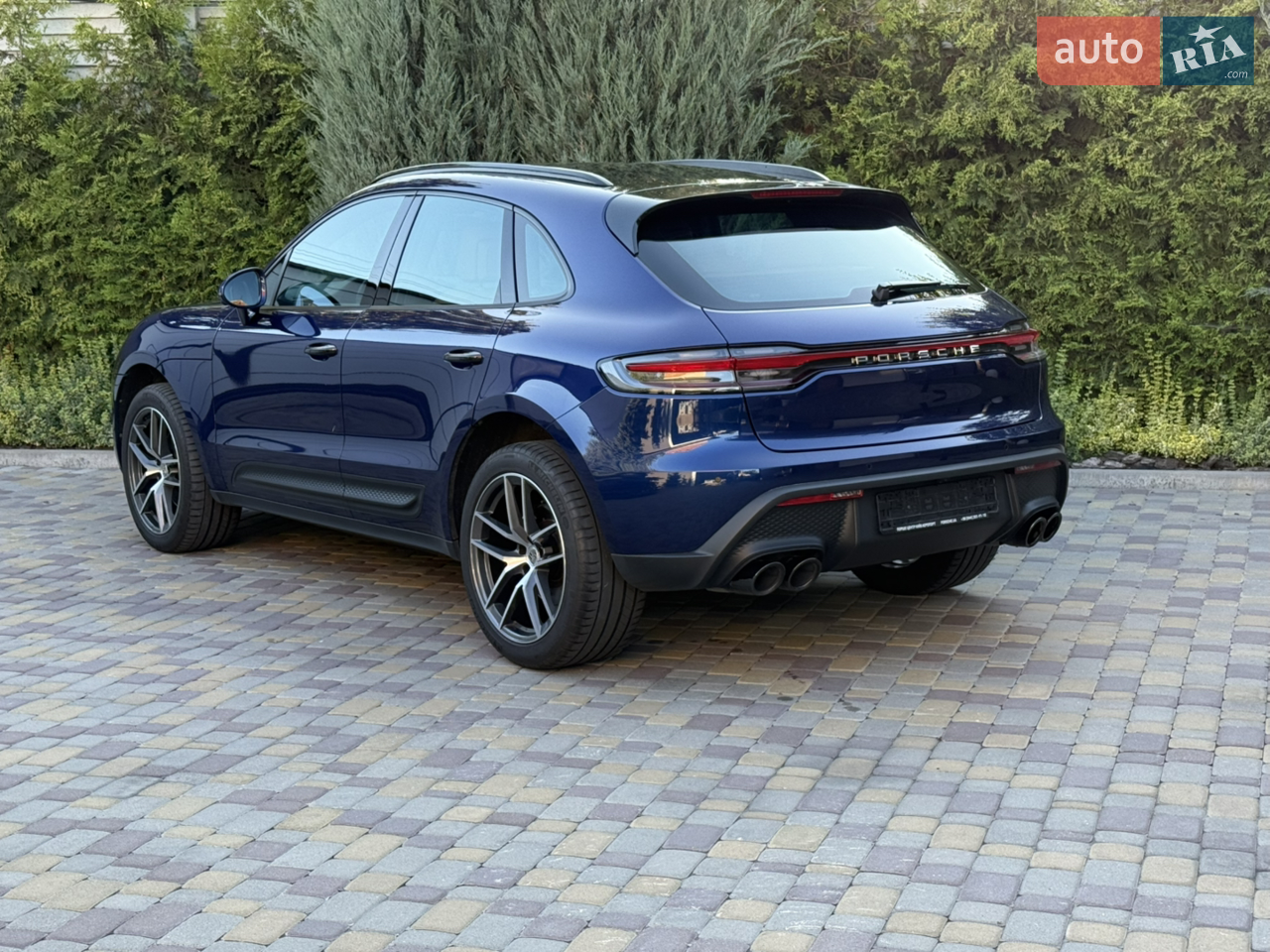 2021 Porsche Macan - мініатюра 3