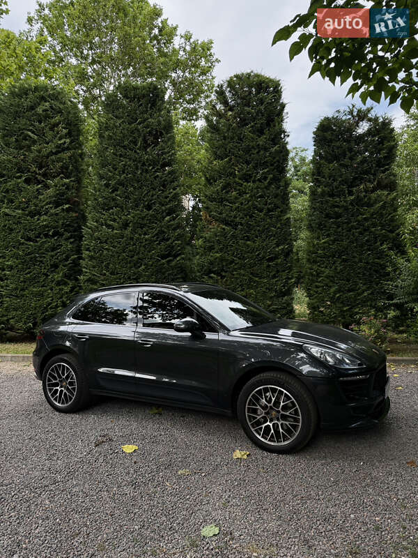 Porsche Macan 2016