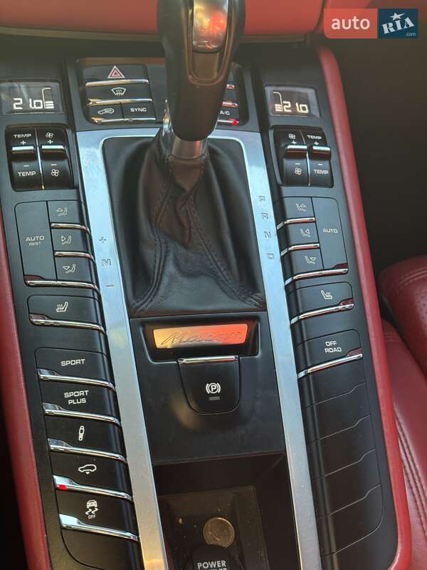Позашляховик / Кросовер Porsche Macan 2014 в Павлограді