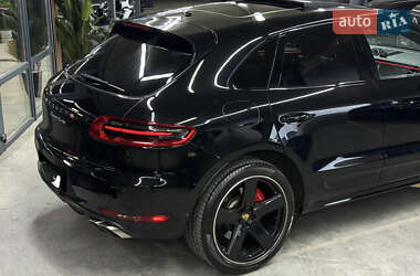 Внедорожник / Кроссовер Porsche Macan 2017 в 
