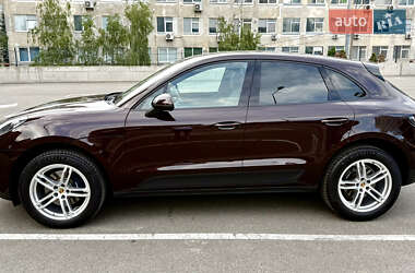 Внедорожник / Кроссовер Porsche Macan 2021 в 