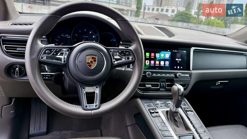 Внедорожник / Кроссовер Porsche Macan 2021 в Киеве