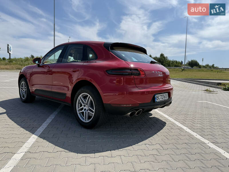 Позашляховик / Кросовер Porsche Macan 2017 в Львові