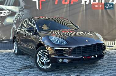 Внедорожник / Кроссовер Porsche Macan 2015 в 