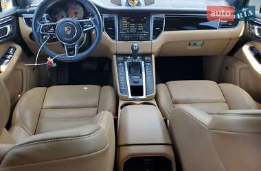 Внедорожник / Кроссовер Porsche Macan 2016 в 