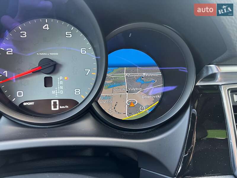Внедорожник / Кроссовер Porsche Macan 2015 в Киеве