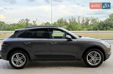 Внедорожник / Кроссовер Porsche Macan 2017 в 