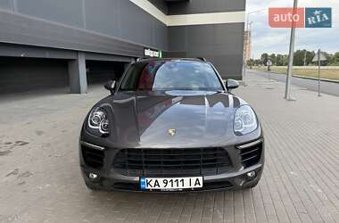 Внедорожник / Кроссовер Porsche Macan 2017 в 