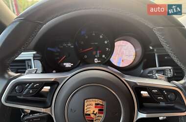 Внедорожник / Кроссовер Porsche Macan 2017 в 